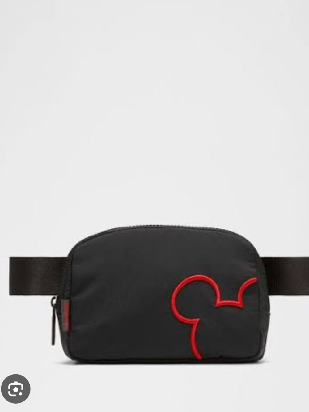 NWT Disney x lululemon *Everywhere Belt
Bag 1L Mickey Outline Graphic